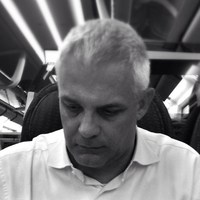 Dr. Maurizio Galluzzo